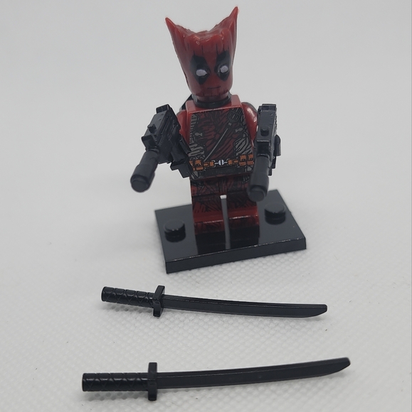 Classic Groot Ninja Deadpool Custom UV Print Minifigure with sword and gun m1 - Picture 2 of 5
